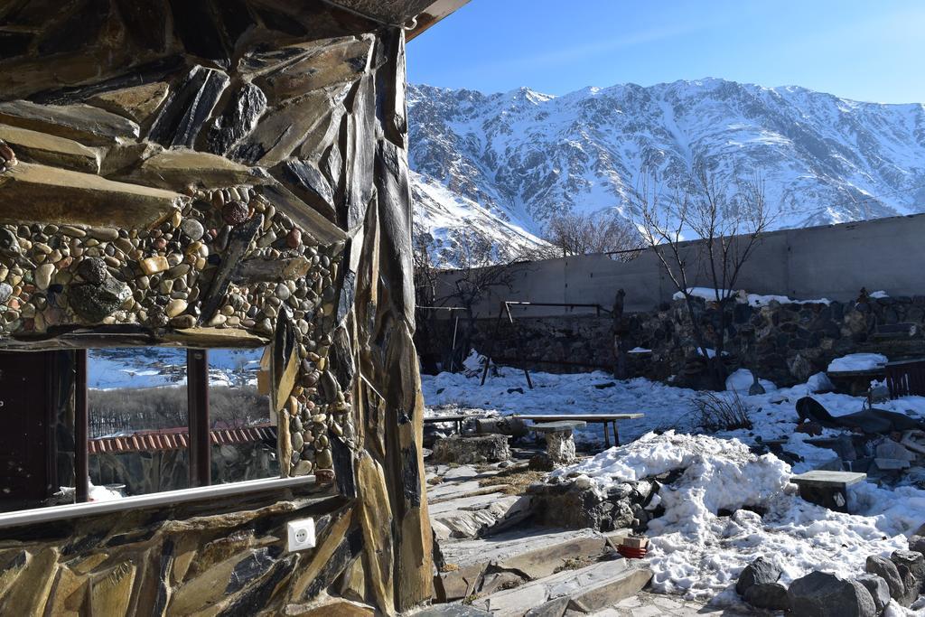 Qusha Guesthouse Meeting In The Mountains And Views Kazbegi Luaran gambar