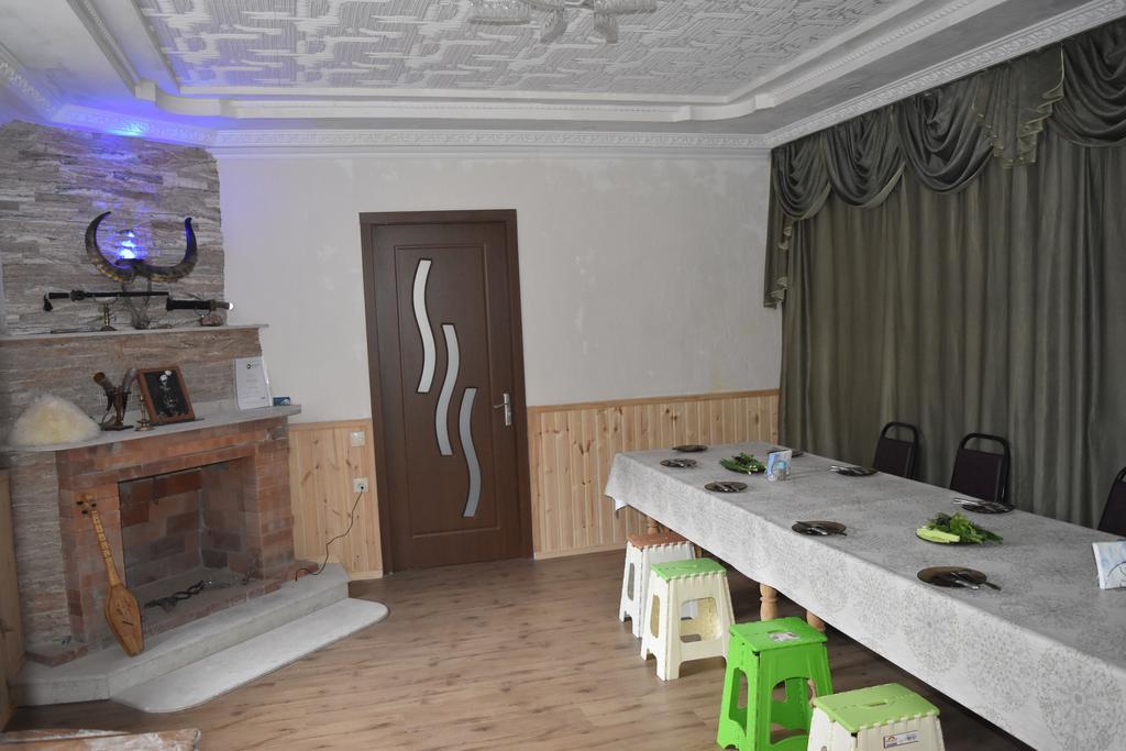 Qusha Guesthouse Meeting In The Mountains And Views Kazbegi Luaran gambar
