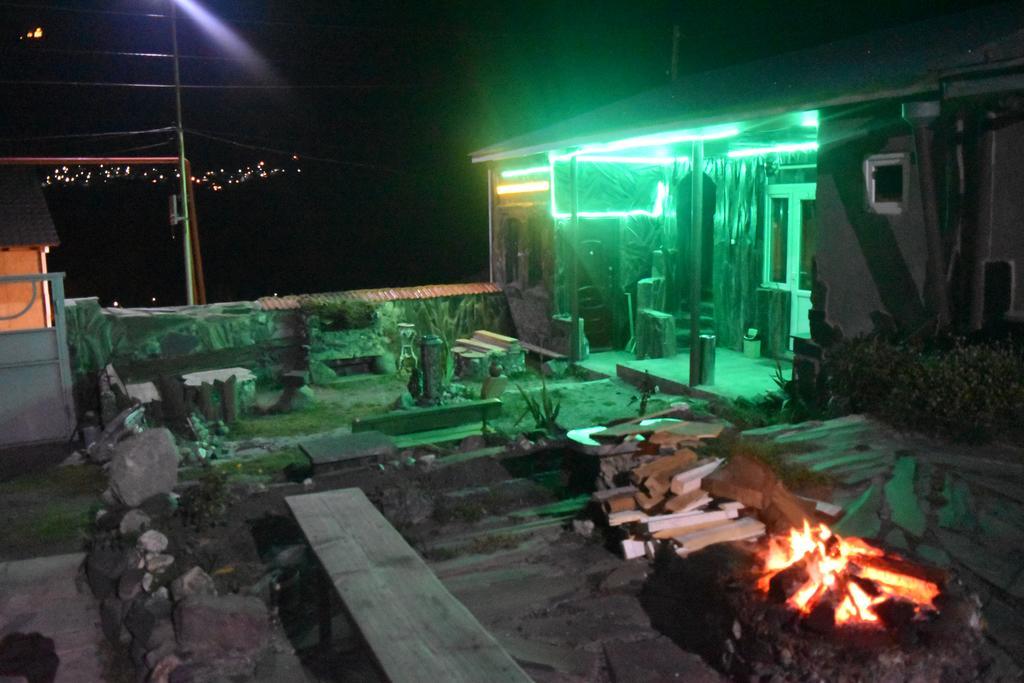 Qusha Guesthouse Meeting In The Mountains And Views Kazbegi Luaran gambar