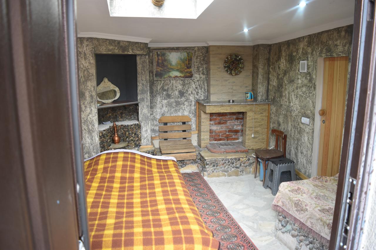 Qusha Guesthouse Meeting In The Mountains And Views Kazbegi Luaran gambar